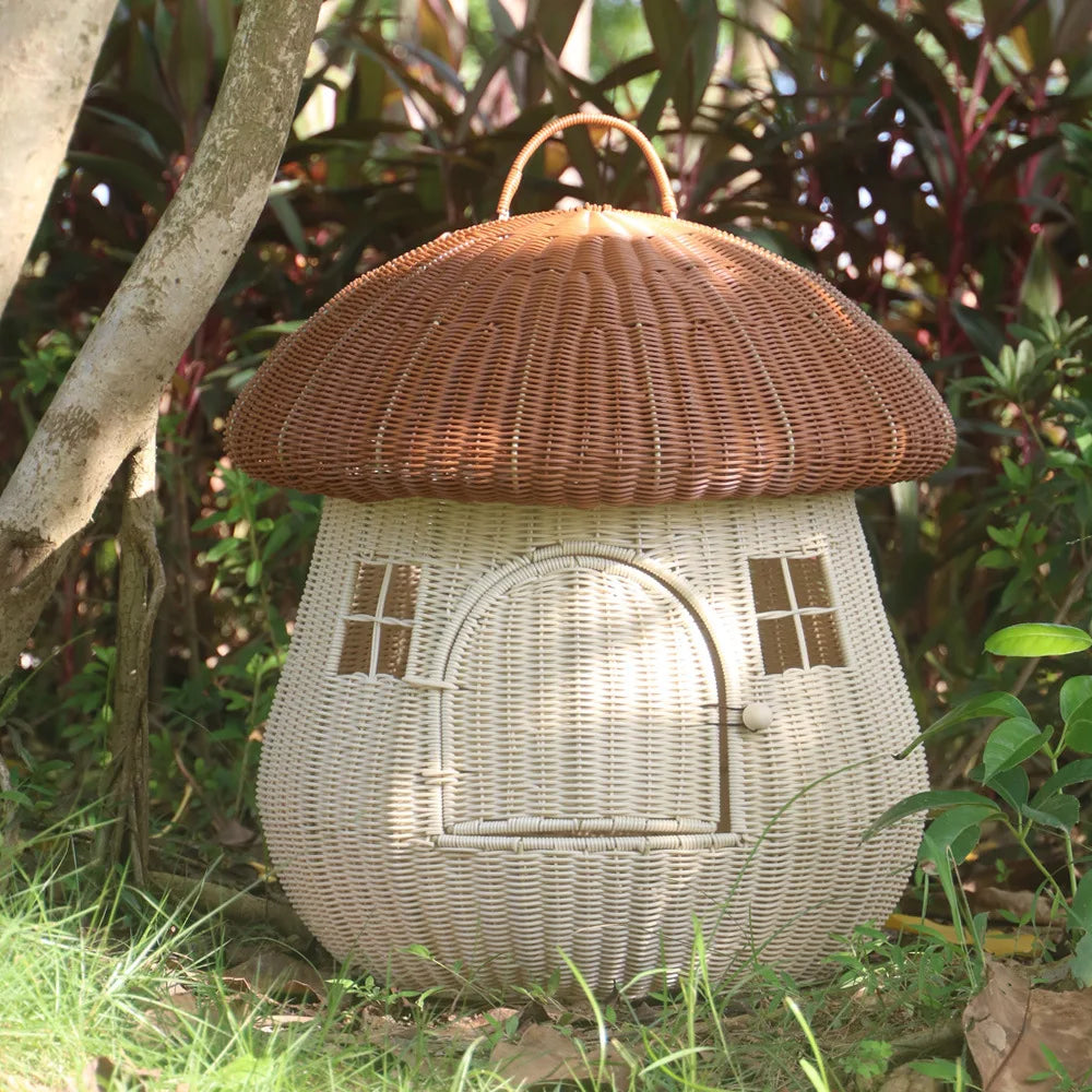 Mushroom Cat House – Rattan-Look Pet Hideaway