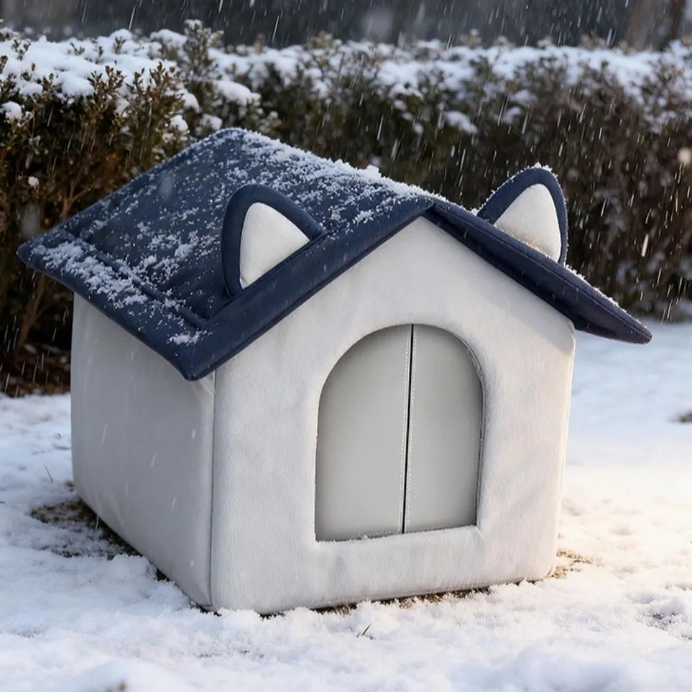 Insulated Outdoor Cat House – Windproof, Waterproof, Moisture-Proof Base, S–L
