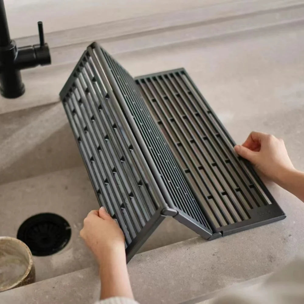 Foldable Kitchen Sink Drainer with Splash Guard – ABS & TPE, Black