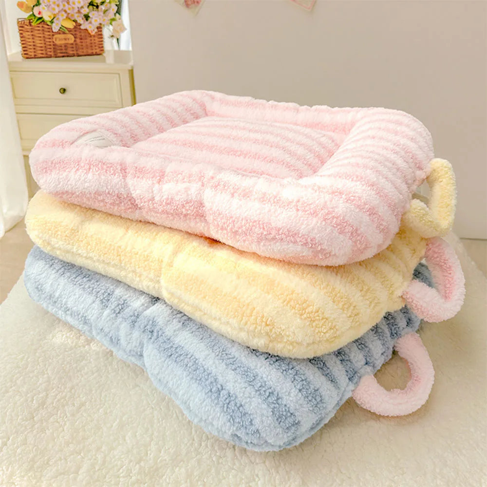 Oval Plush Pet Bed Mat | Cats & Dogs | Washable | All-Season | 4 Sizes