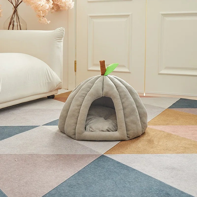 Pumpkin Cat Nest | Semi-Enclosed Pet Bed | Windproof & Warm | Non-Slip | 3 Sizes